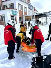 Tunceli'de Kayakçı JAK Tarafından Kurtarıldı