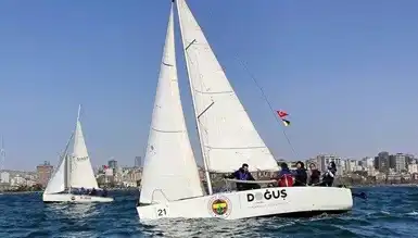İstanbul'da Yelken Şöleni: Audi Wing Foil World Cup