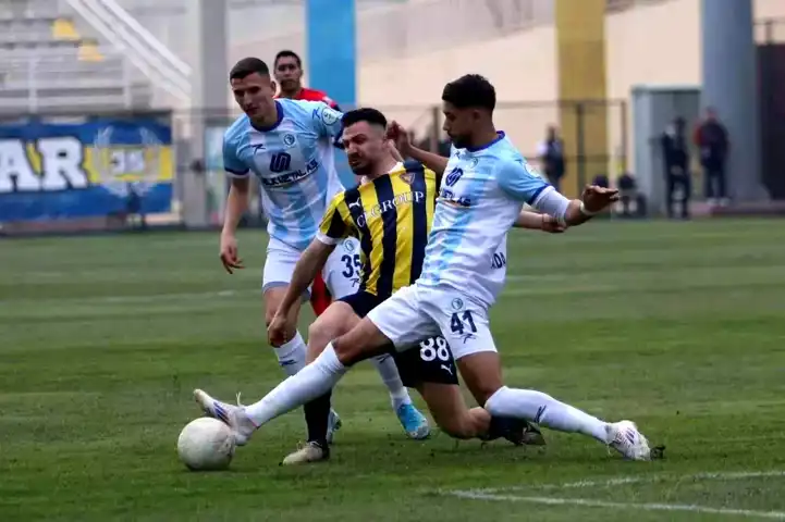 Bucaspor, Yeniçarspor'u 2-1 Yendi!