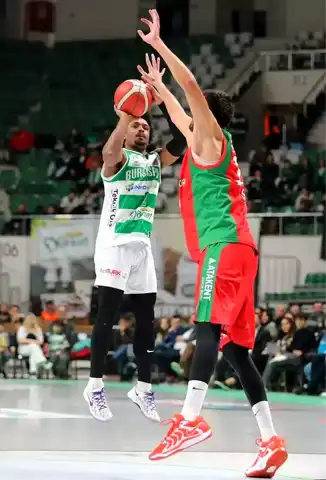 Bursaspor Yörsan, Yalovaspor'u 104-93 Yendi!