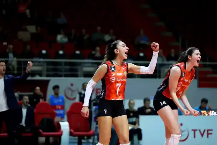 Eczacıbaşı Dynavit, Şampiyonlar Ligi'nde Çeyrek Finalde!