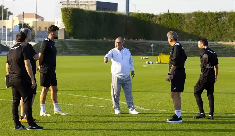 Fatih Terim, Al-Shabab'ta İlk Antrenmanı Yaptı