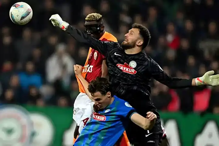 Galatasaray Tarihe Geçti: 20. Galibiyet!