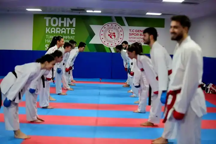 Sakarya Karate Takımı'na Moral Ziyareti