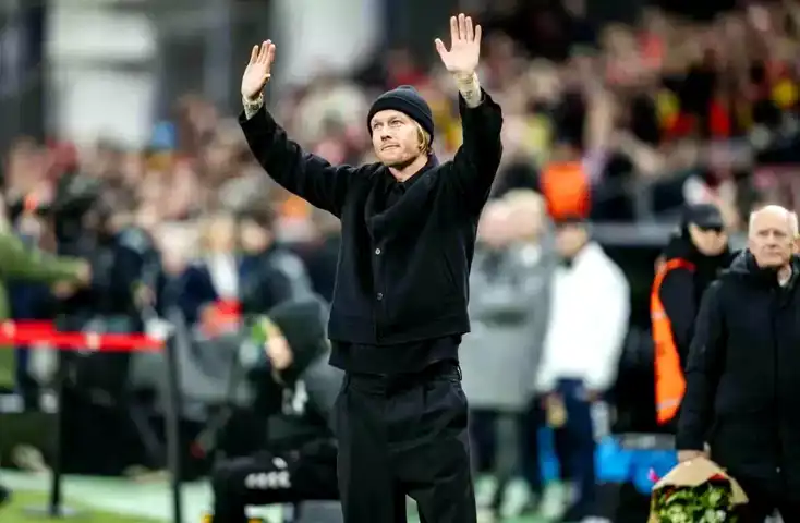 Simon Kjaer Futbolu Bıraktı!