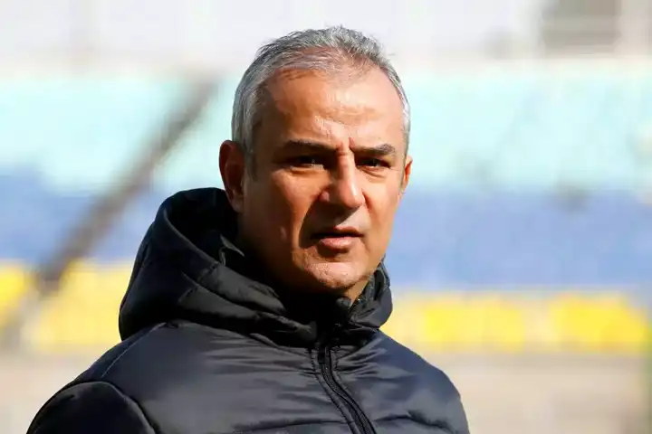 İsmail Kartal'ın Persepolis'i Berabere Kaldı